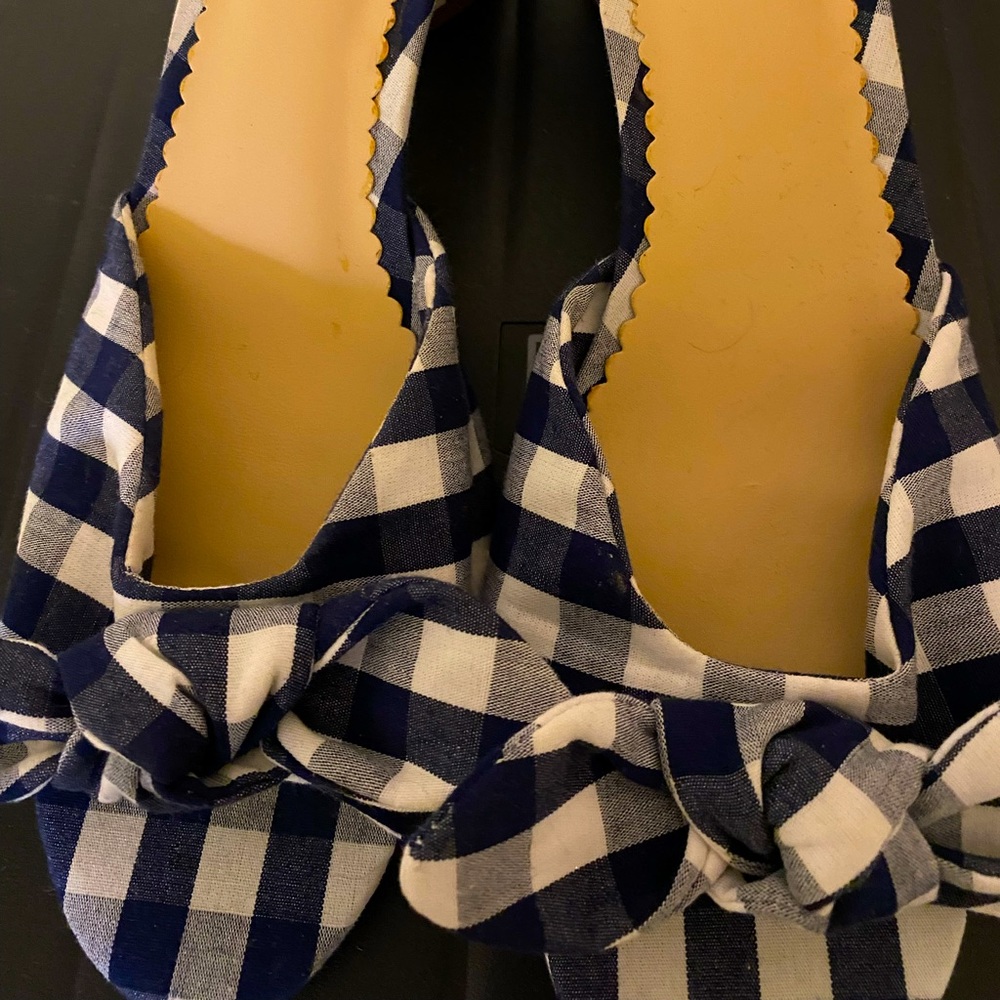 Crown and ivy chunky heel peep toe gingham. 9M